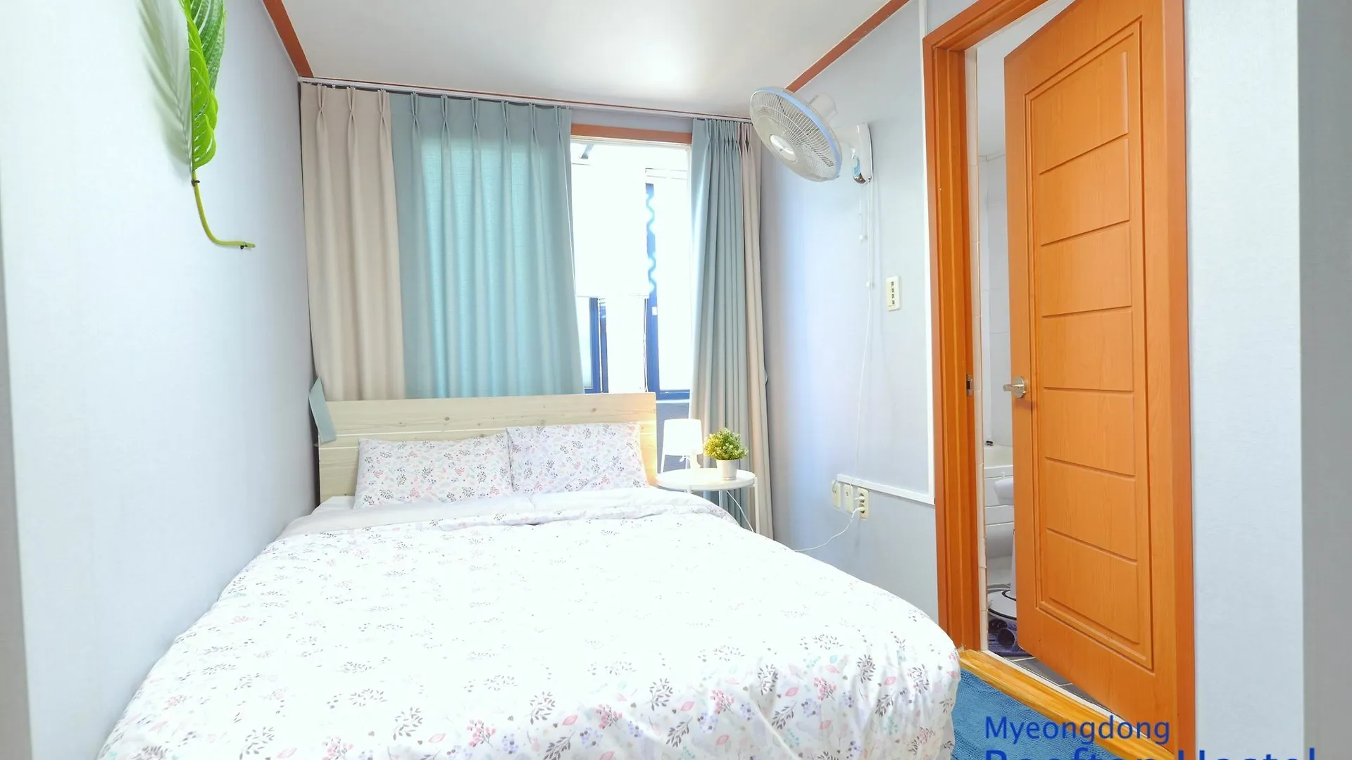 Myeongdong Rooftop Hostel Seoul